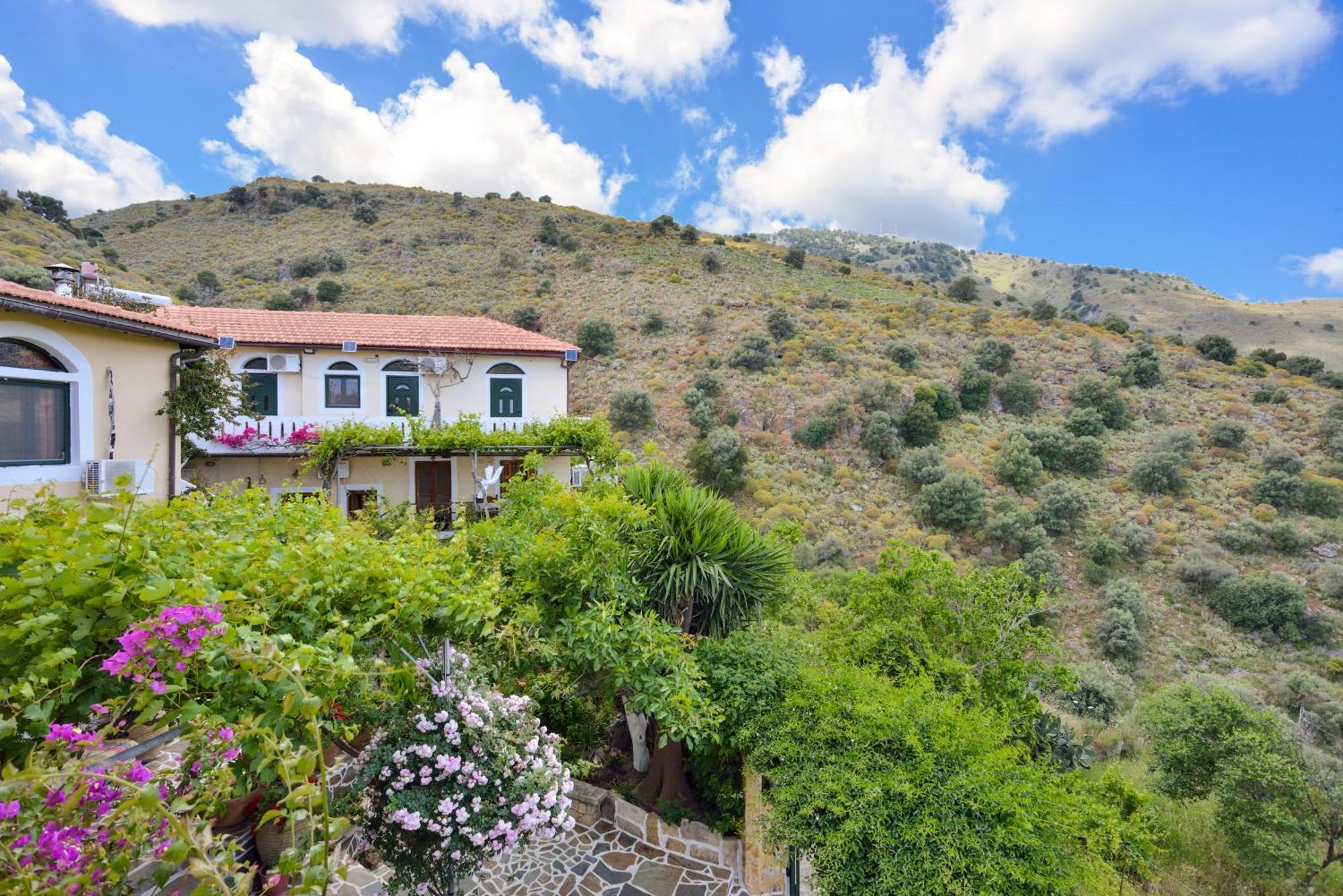 Mathés Villa Kapasa מראה חיצוני תמונה